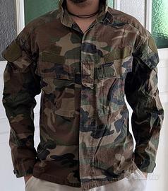 Abbigliamento militare per softair