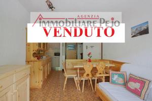 Bilocale panoramico situato a Peio Fonti, di front