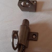 Cricchetti per finestre vasistas 