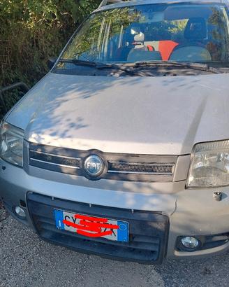 fiat panda 4x4 1.3 Multijet d.anno 2006 con gancio