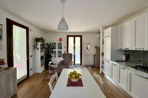 2 LOCALI A TREVIGNANO