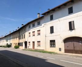 ACCOGLIENTE CASA BICAMERE ABITABILE DA SUBITO
