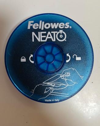 Sistema etichettatura per CD e DVD