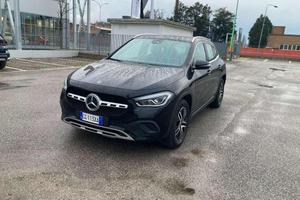 Mercedes GLA 180 Premium auto