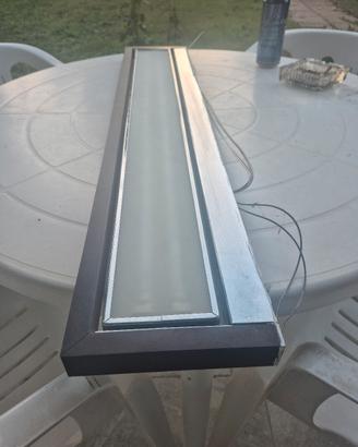 lampadario più lampade a piede 