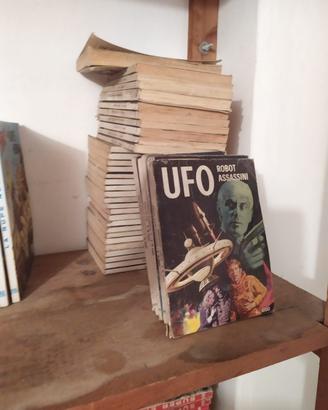 Blocco unico 300 fumetti NON SPEDISCO