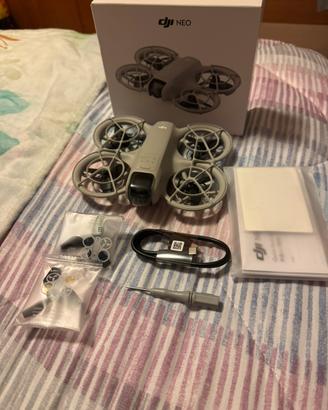 Dji Neo