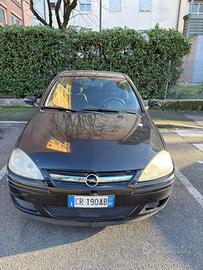 Opel corsa 2004