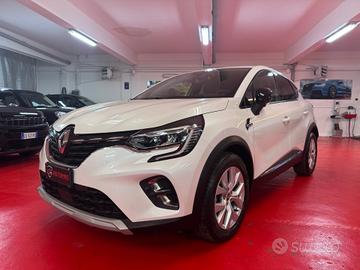 Renault Captur TCe 90 CV Intens KM 27.000 strafull