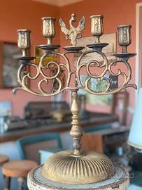 Grande candelabro in metallo pesa circa 5kg