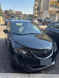 Lancia Y nera Gold Hybrid