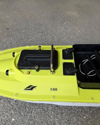 barca da pesca gialla 