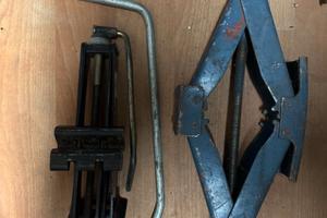 2 crik datati ma funzionanti