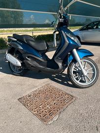 Beverly 250