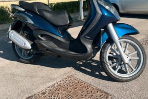 Beverly 250