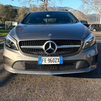 MERCEDES CLASSE A 180d automatica