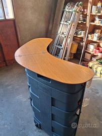 Box valigia Con tavolino applicabile