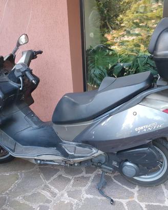 SCOOTER aprilia atlantic 250 del 2004 con 89.000