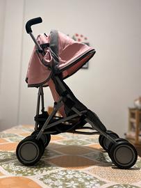 Passeggino giocattolo