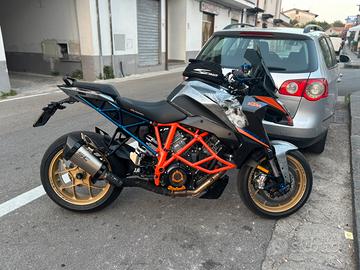 Super duke 1290 GT