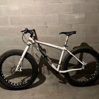 Fat bike Salsa Mukluk anno 2015 (taglia L)