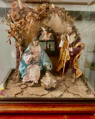 Presepe artigianale in teca