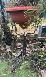 Fioriera in ferro battuto