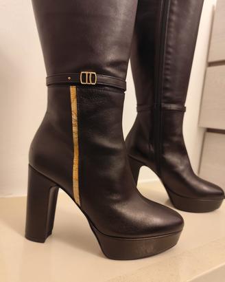 Stivali Alviero Martini Prima Classe mai usati 