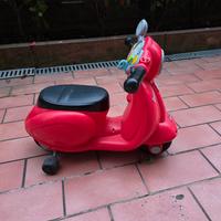 gioco Moto Vespa Chicco