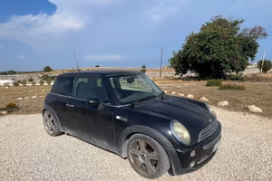 2005 MINI Cooper Right-Hand Drive (Registered ITA)