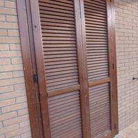 Persiane / gelosie / oscuranti in legno infissi