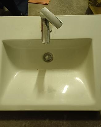 Mobile bagno in sospensione
