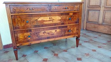 Cassettone lombardo Luigi XVI