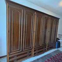 Armadio in legno