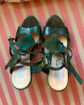 Sandali Divine Follie numero 37 con tacco plateau