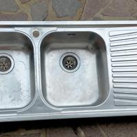 Lavello da cucina due vasche in acciaio inox 