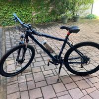 Mountain bike nuova mai usata