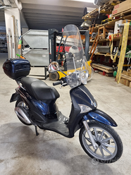 Scooter piaggio liberty