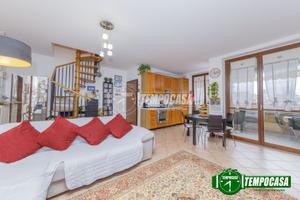 SPLENDIDO DUPLEX CON TERRAZZO!!