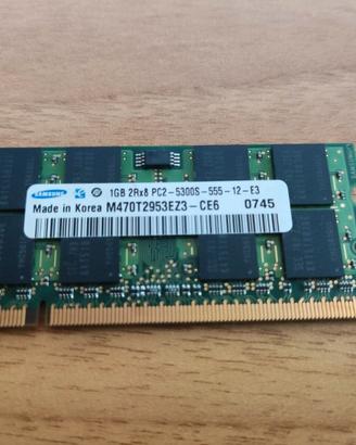 Samsung 1 GB PC2-5300 CL 5-5-5 SODIMM