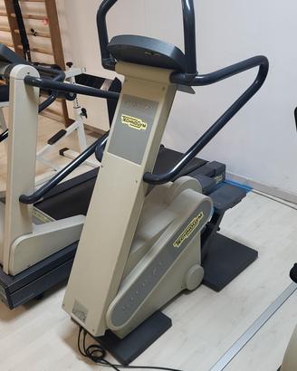 STEP-XT - -  technogym 