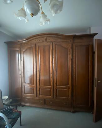 Camera da letto matrimoniale in noce