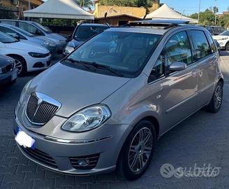 Lancia musa 1.3multijet 90 cv platino