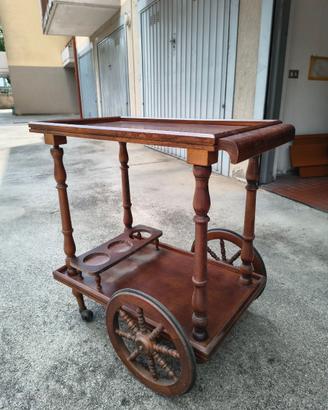carrello portavivande