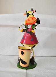 Statuetta di Mucca in alluminio in stile pop art