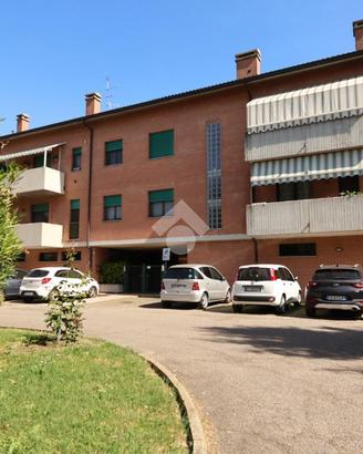 3 LOCALI A REGGIO NELL'EMILIA