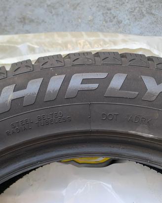 4 Gomme Invernali HIFLY 215/60 R17 96H