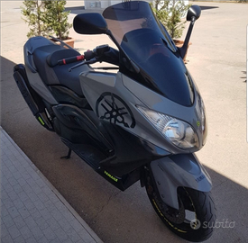 Yamaha t max 2009