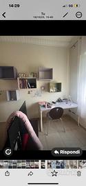 Cameretta per ragazza piu kavatrice sedie e tavolo