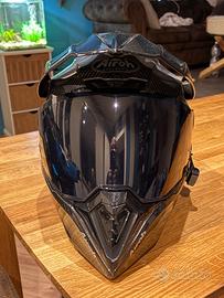 Airoh commander carbon